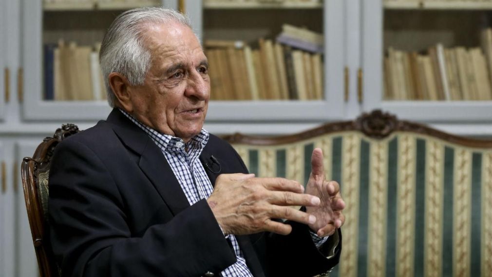 A Faculdade de Filologia da Universidade de Santiago acolherá, o dia 9 de fevereiro, um seminário de lexicografia em homenagem ao professor João Malaca Casteleiro